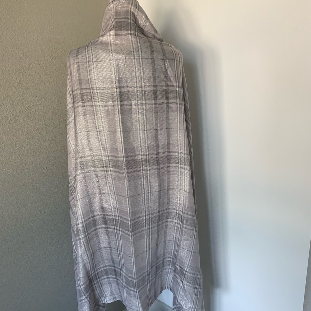 LOFT Scarf - Picture 3 of 6